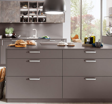 touch 334 slate gray modern kitchen crop 738x520 475x443 1